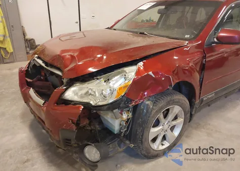 2014 Subaru Outback 2.5I Premium z USA, uszkodzony, nr VIN 4S4BRCCC8E3268740